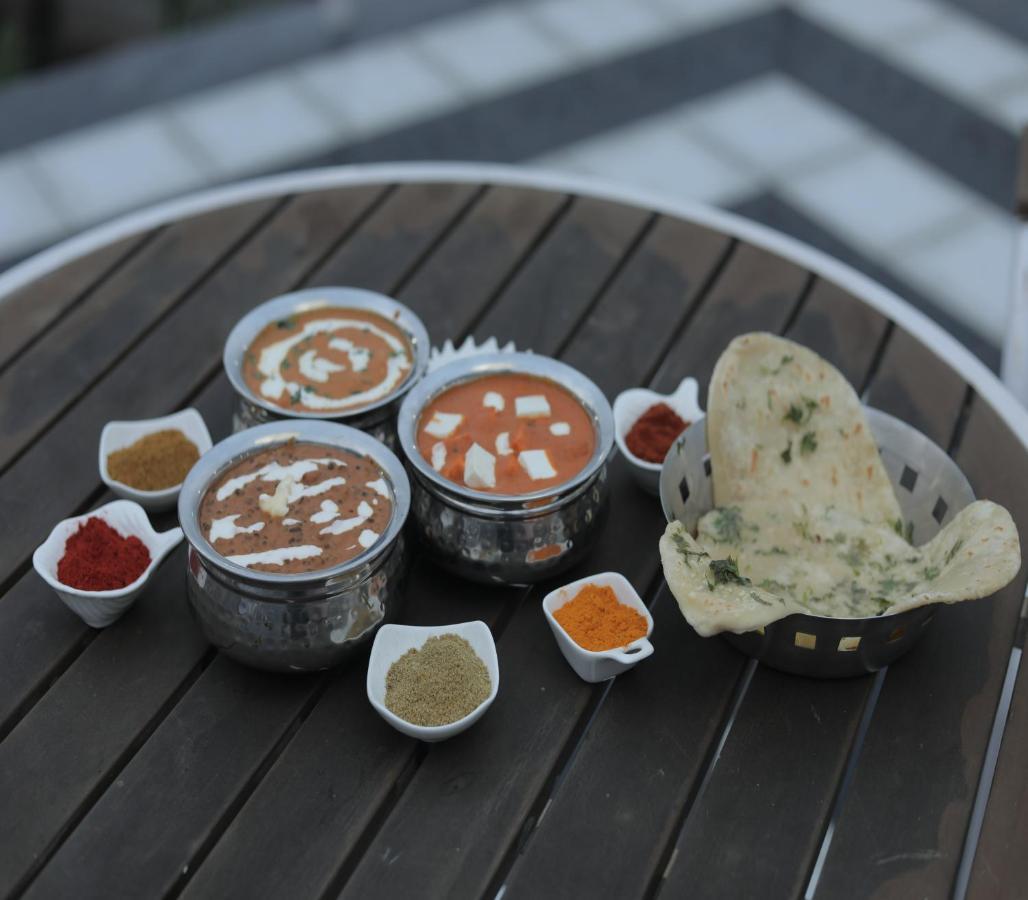 360 South, Khandala 罗纳瓦拉 外观 照片